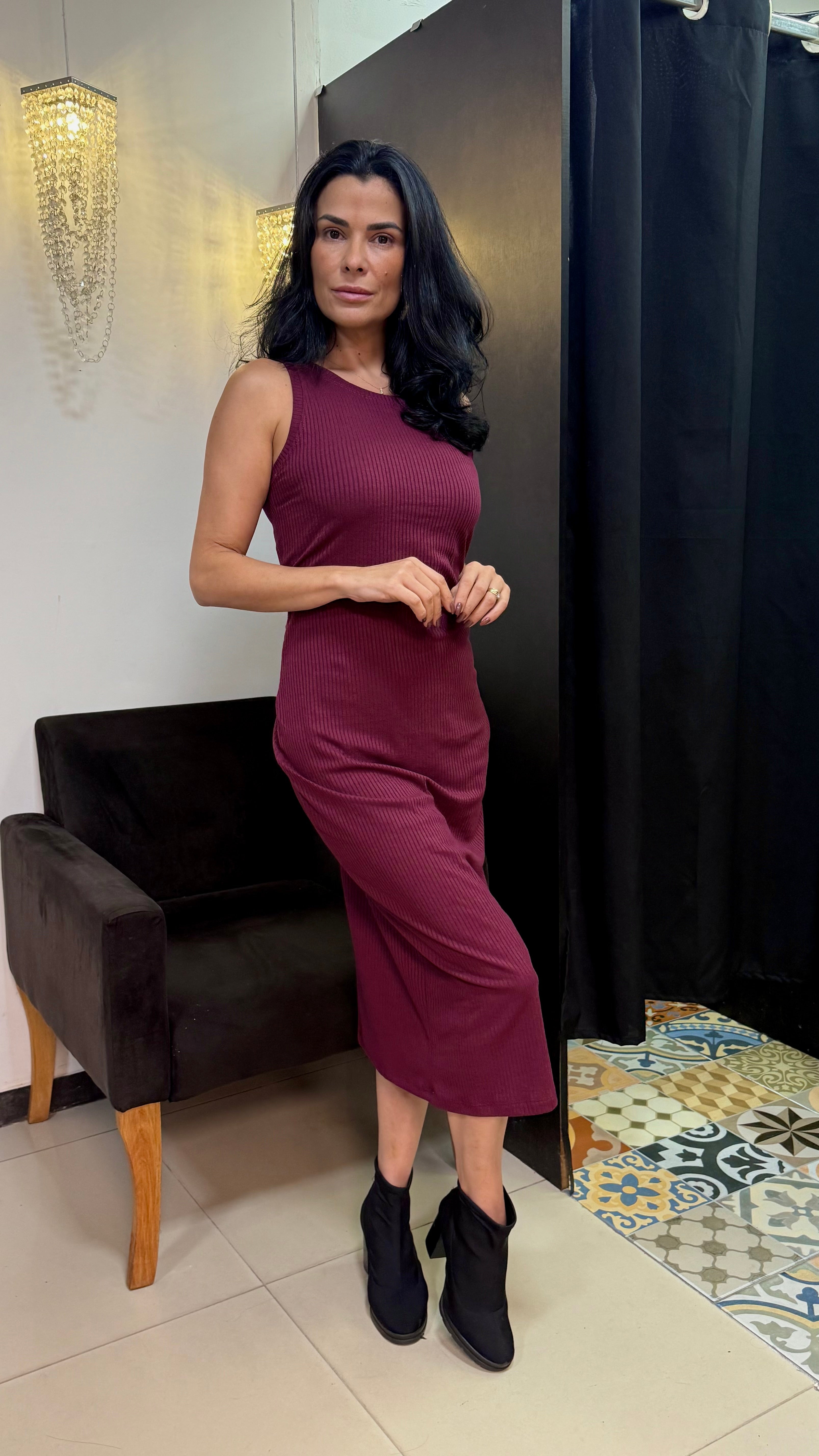 Vestido Canelado Midi