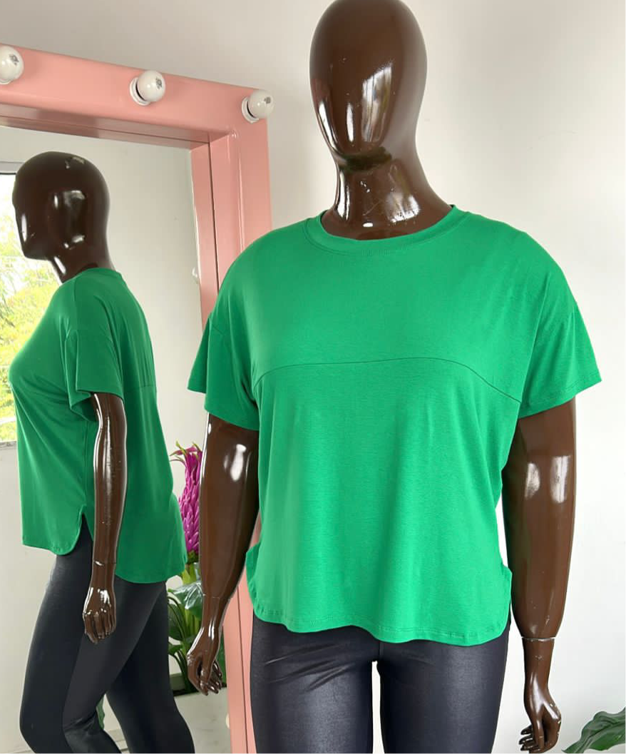 Blusa Uno Cor Plus Size